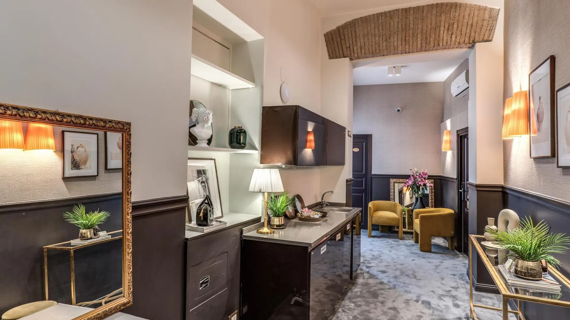Konukevi Antica Residenza Del Corso Otel Roma