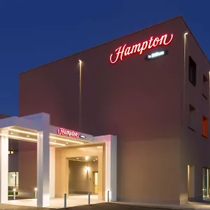 3* Otel Hampton By Hilton East