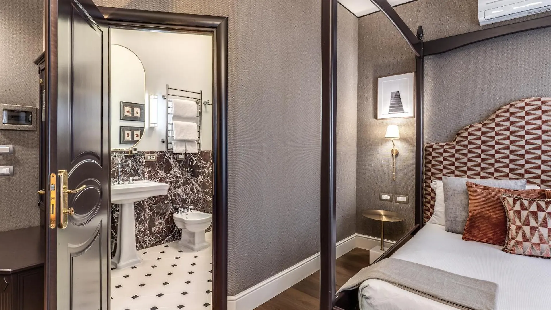 Antica Residenza Del Corso Otel Roma 0*,