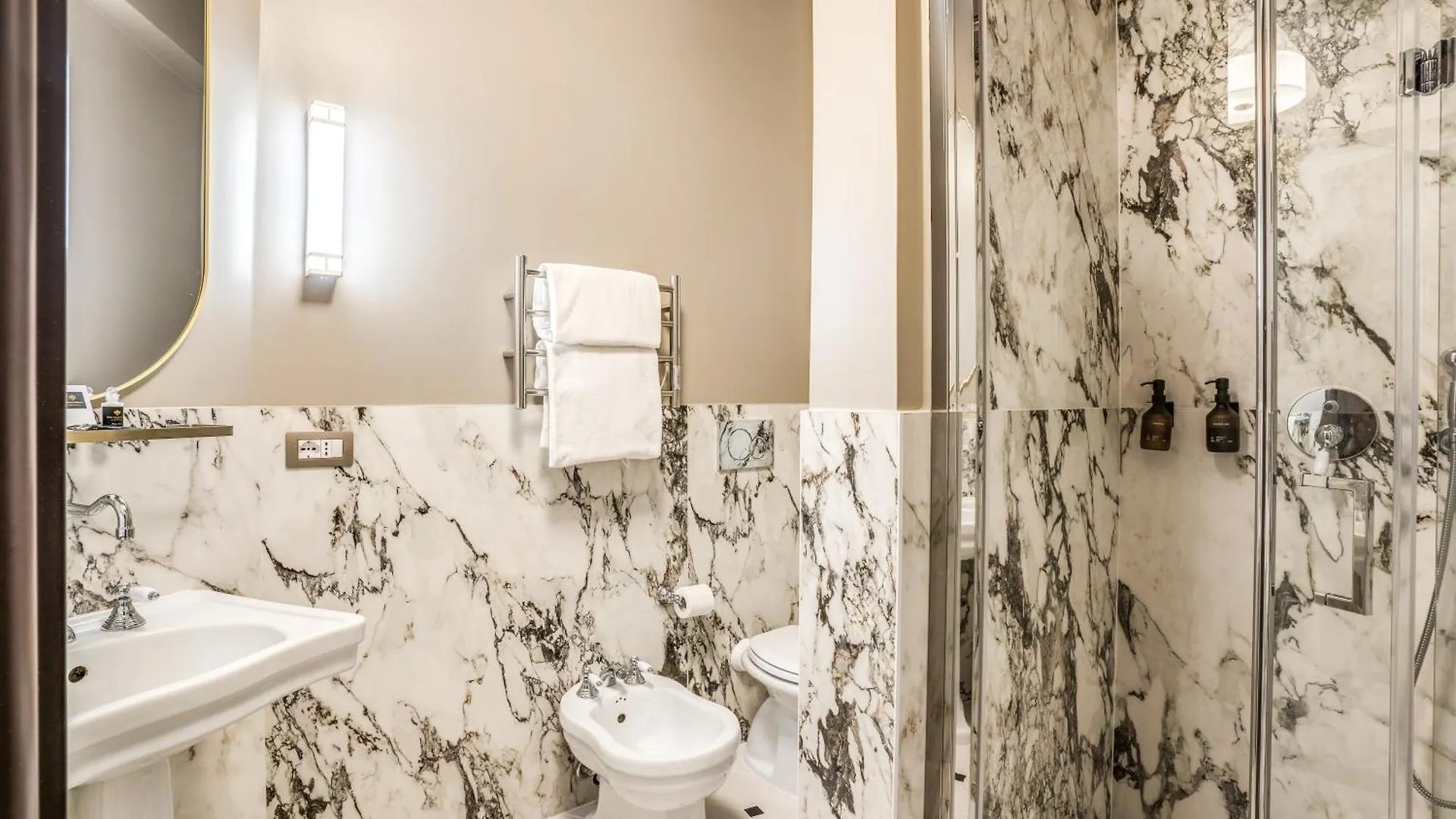 Hotel Antica Residenza Del Corso Roma Italia